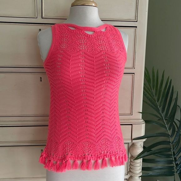 Lilly Pulitzer Tops - Lilly Pulitzer - Neon Pink Sleeveless Knit Tank Sz XS